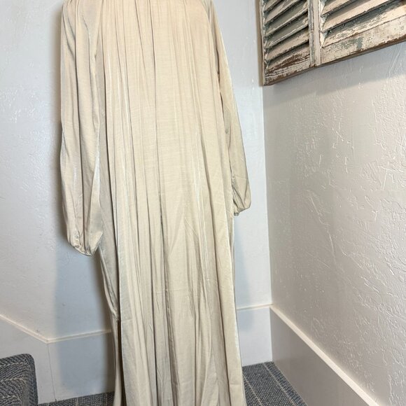 H & M Long sleeve, floaty, shirtdress with tie neck. Long. all season. - Picture 3 of 8